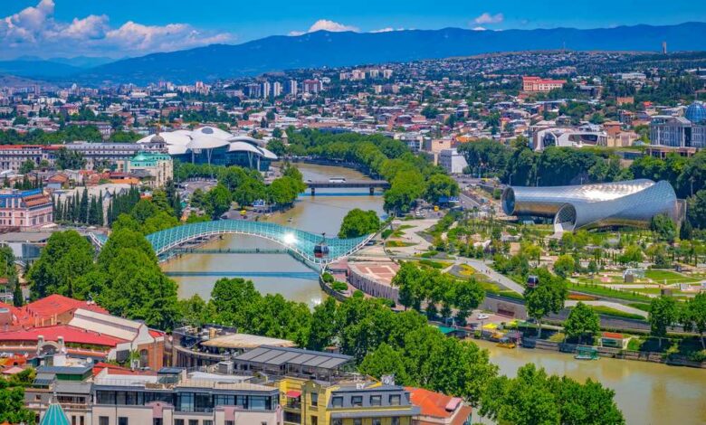 استكشاف أجمل المناطق السياحية في جورجيا: مغامرة لا تُنسى